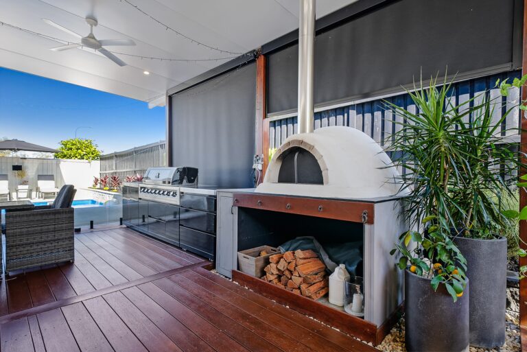 1 Bonello Circuit, FLAGSTONE QLD 4280