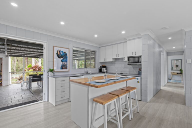 34 Begonia Street, BROWNS PLAINS  QLD  4118