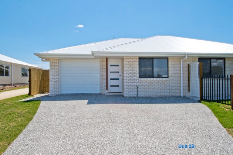 Unit A & B/2 Levai Street, LOGAN VILLAGE  QLD  4207
