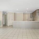 14 Hilltop Crescent, Flagstone, QLD 4280