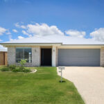 43 Edinburgh Cres, GLENEAGLE, QLD 4285