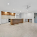 15 Maher Pl, GLENEAGLE, QLD 4285