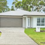 39 Garden Road, GREENBANK, QLD 4124