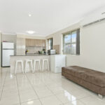 3 Lachlan Street, GLENEAGLE, QLD 4285