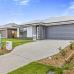 31 Edinburgh, GLENEAGLE, QLD 4285