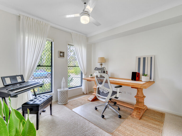 12 Walker Circuit, Flagstone, QLD 4280