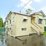 24 Vera St, GREENSLOPES, QLD 4120