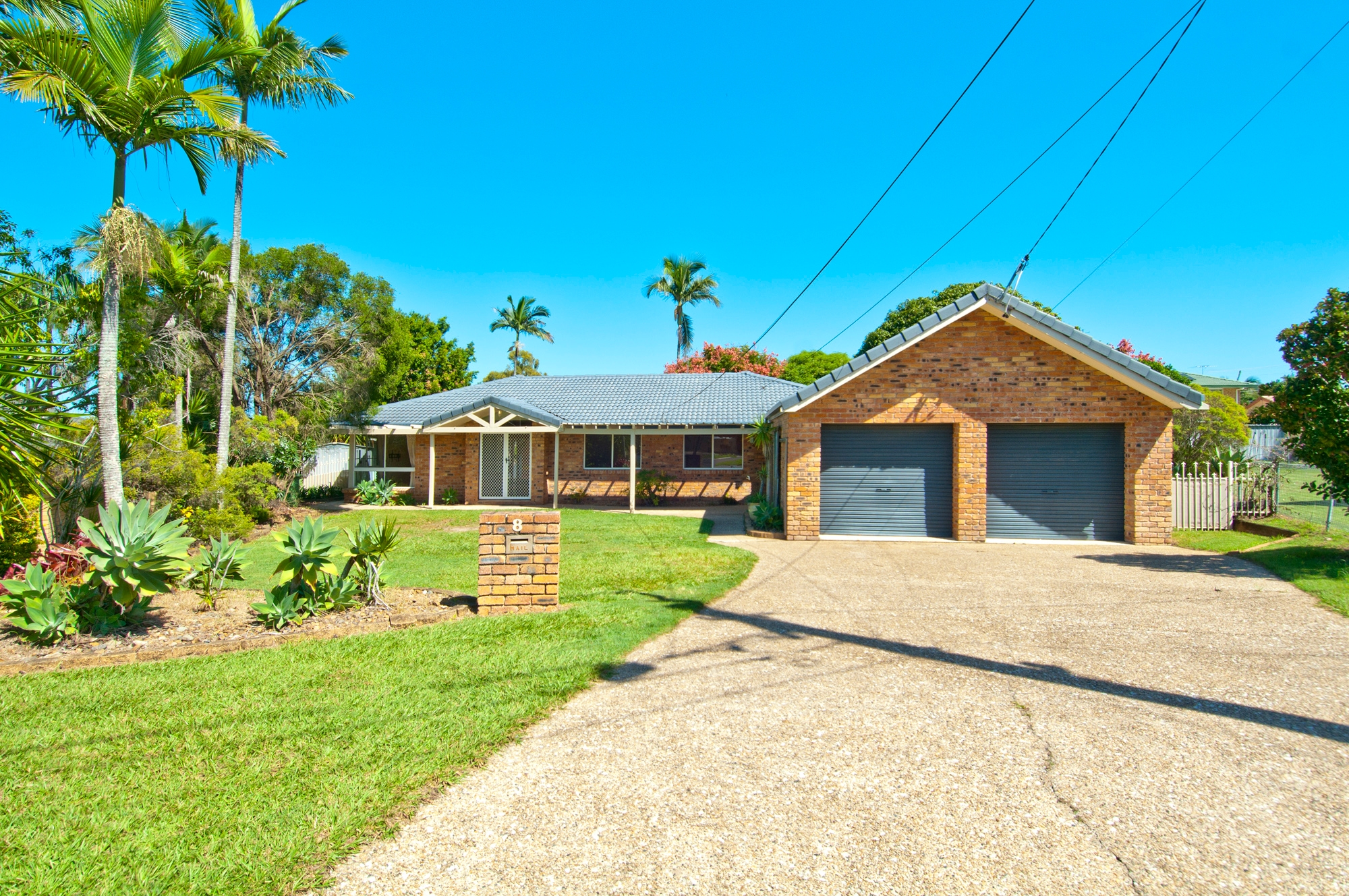 8 Soho Street, HILLCREST, QLD 4118
