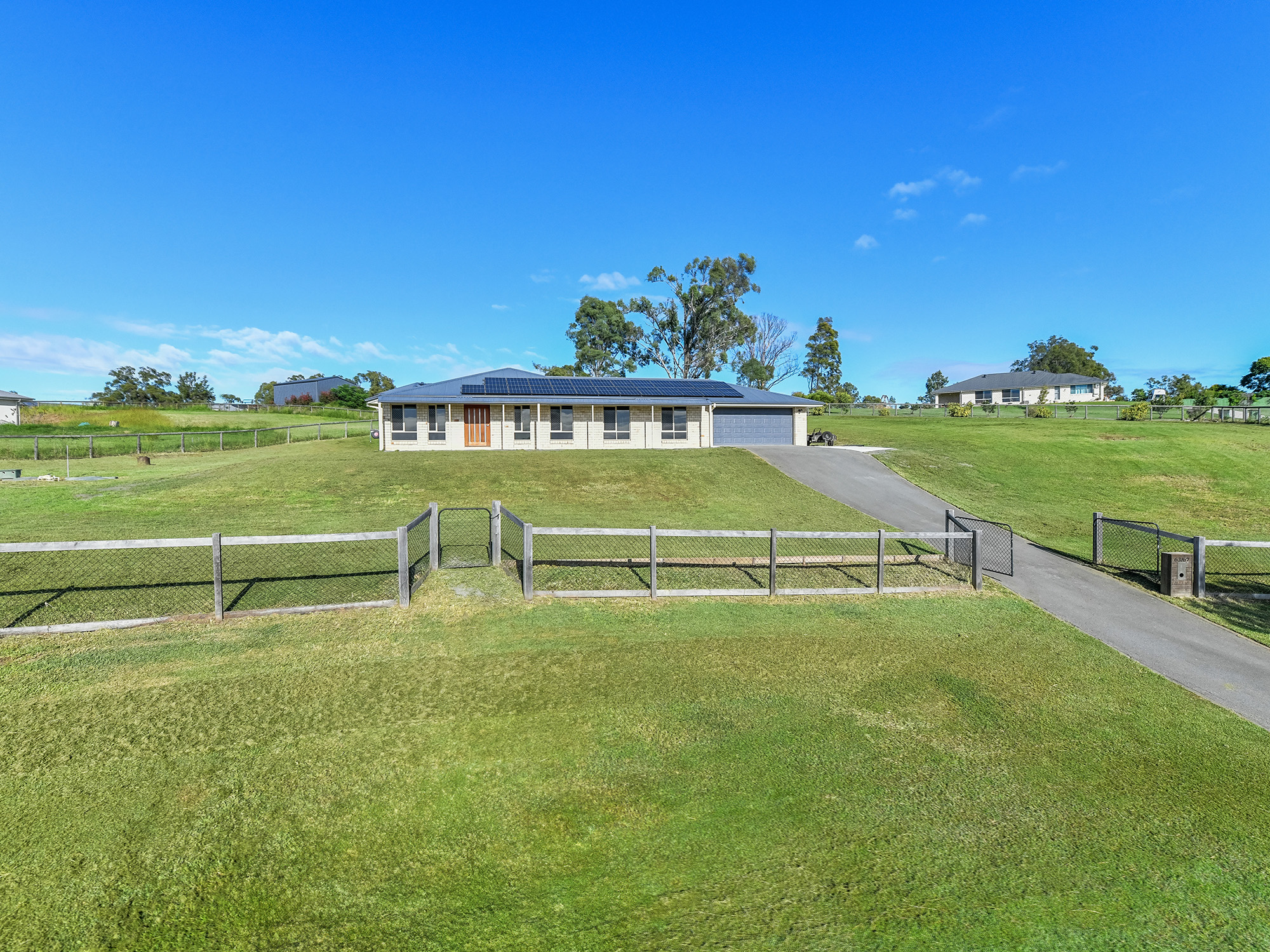 63 Tutin Cres, WOODHILL, QLD 4285