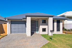 7 Bonello Cct, FLAGSTONE, QLD 4280