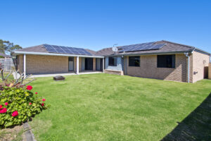 6 Finley Street, Gleneagle, QLD 4285