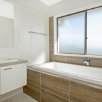 5-7 Mimosa Court, WOODHILL, QLD 4285