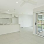 39 Garden Road, GREENBANK, QLD 4124