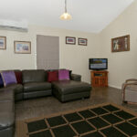 77 Saville Road, ALLENVIEW, QLD 4285