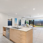 42 Cooper Cres, JIMBOOMBA, QLD 4280