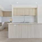 31 Edinburgh, GLENEAGLE, QLD 4285