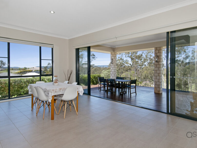9 Bauer Drive, MUNDOOLUN, QLD 4285
