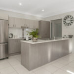 52 Reserve Drive, FLAGSTONE, QLD 4280