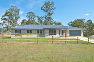 99 Townsvale Drive, WOODHILL, QLD 4285