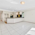 11 Gordon Street, PARKINSON, QLD 4115