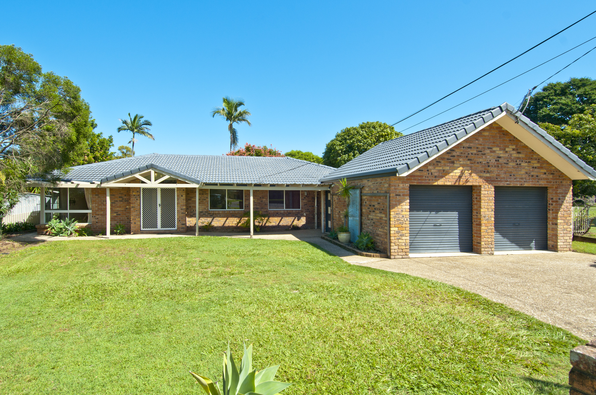 8 Soho Street, HILLCREST, QLD 4118