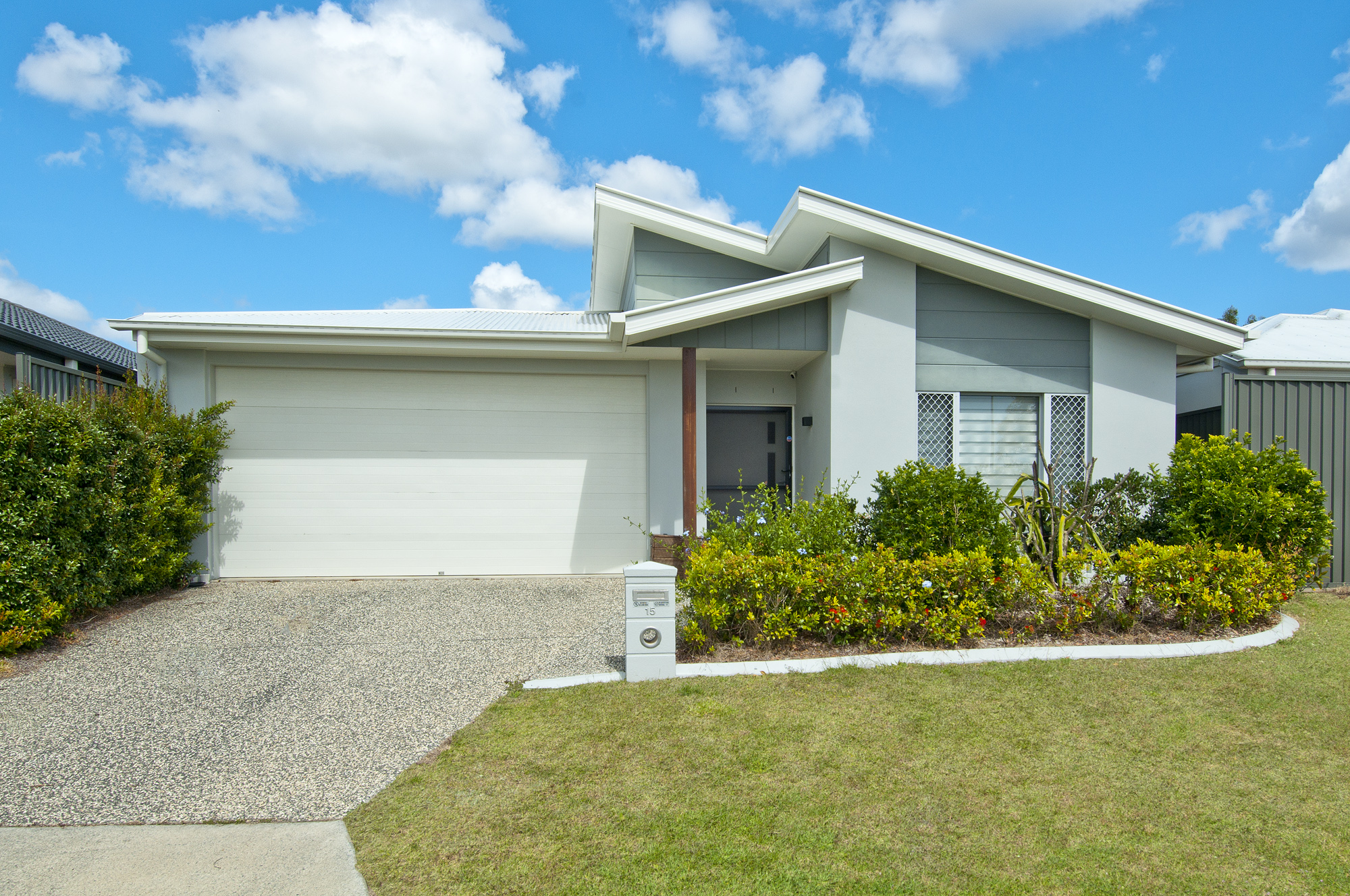15 Foxx Court, YARRABILBA, QLD 4207
