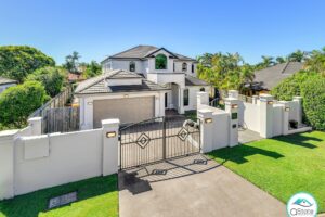 11 Gordon Street, PARKINSON, QLD 4115