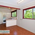 16 Bayford Street, OXLEY, QLD 4075
