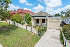 6 Clearpoint Way, SPRINGFIELD LAKES, QLD 4300