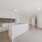 92 Darlington Dr, YARRABILBA, QLD 4207