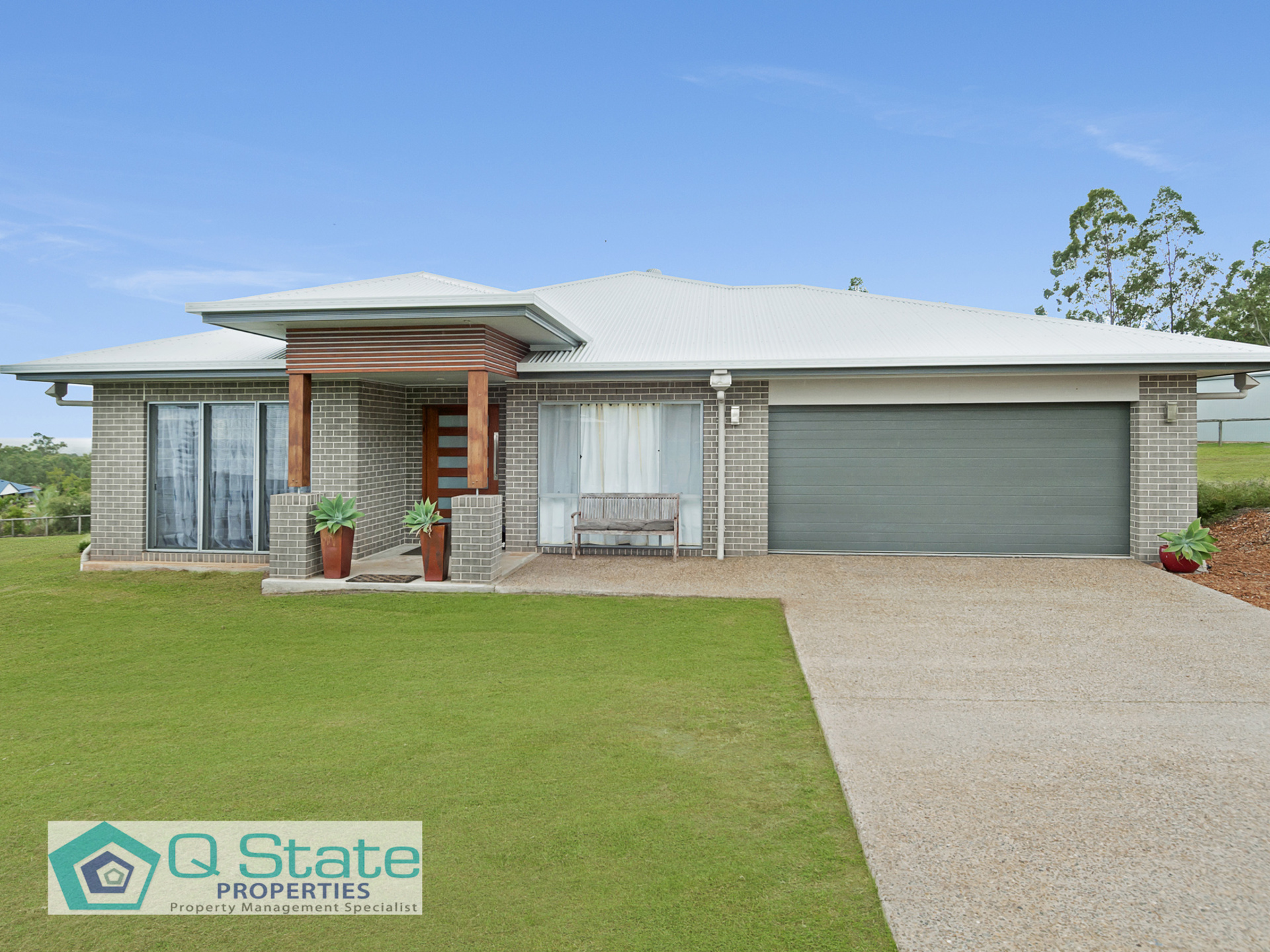 1-3 Sassafras Close, WOODHILL, QLD 4285