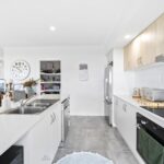 24 Highland Avenue, GLENEAGLE, QLD 4285