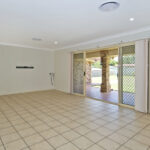 9-11 Aspen Way, GLENEAGLE, QLD 4285