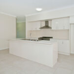 2-12 Bredalbane Street, MUNDOOLUN, QLD 4285