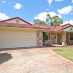 9-11 Aspen Way, GLENEAGLE, QLD 4285