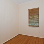 24 Vera St, GREENSLOPES, QLD 4120