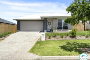 24 Highland Avenue, GLENEAGLE, QLD 4285