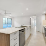 15 Maher Pl, GLENEAGLE, QLD 4285