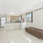 3 Lachlan Street, GLENEAGLE, QLD 4285