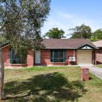 37 Paddies Crescent, CRESTMEAD, QLD 4132