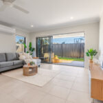 42 Cooper Cres, JIMBOOMBA, QLD 4280