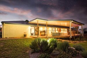 19 Bauer Drive, MUNDOOLUN, QLD 4285