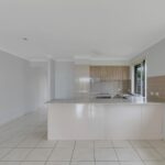 3 Lachlan Street, GLENEAGLE, QLD 4285
