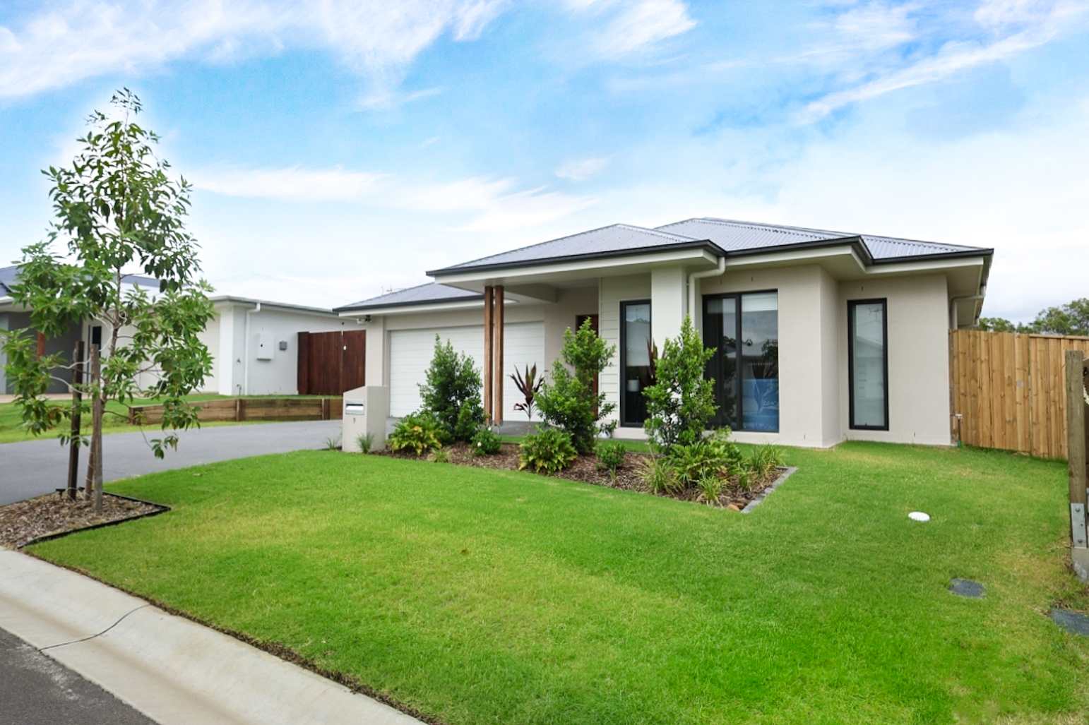 9 Amalfi Circuit, JIMBOOMBA, QLD 4280