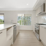 5-7 Mimosa Court, WOODHILL, QLD 4285