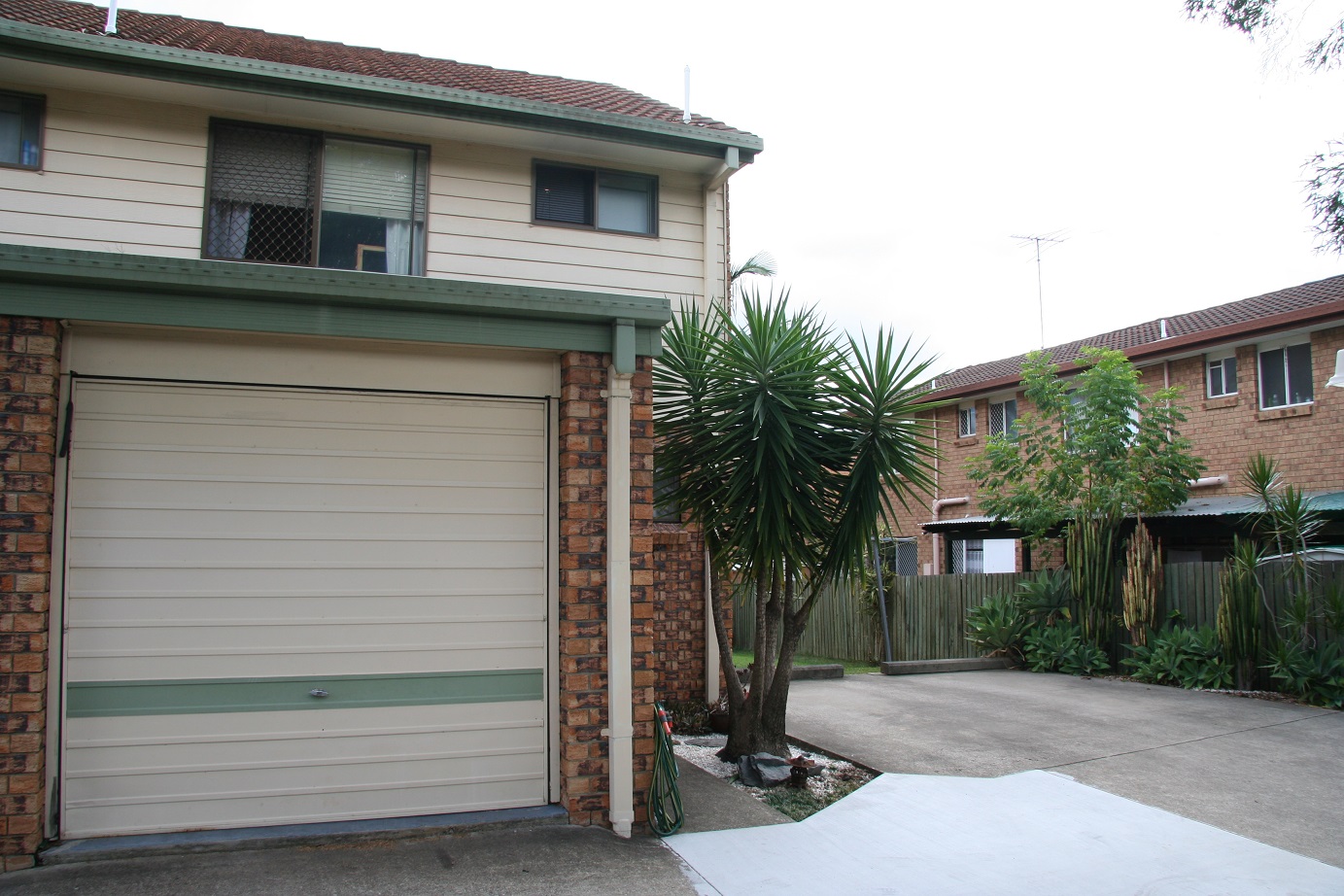 6 Efymia Court, DAISY HILL, QLD 4127