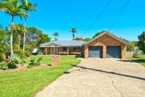 8 Soho Street, Hillcrest, QLD 4118