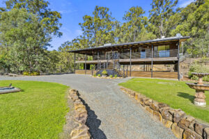 7 Quail St, CEDAR VALE, QLD 4285