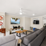 5-7 Tullamore Way, GLENEAGLE, QLD 4285