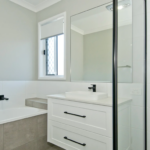 4 Aura St, FLAGSTONE, QLD 4124